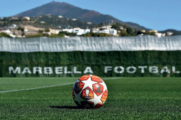 Marbella-Football-Center_ball.jpg