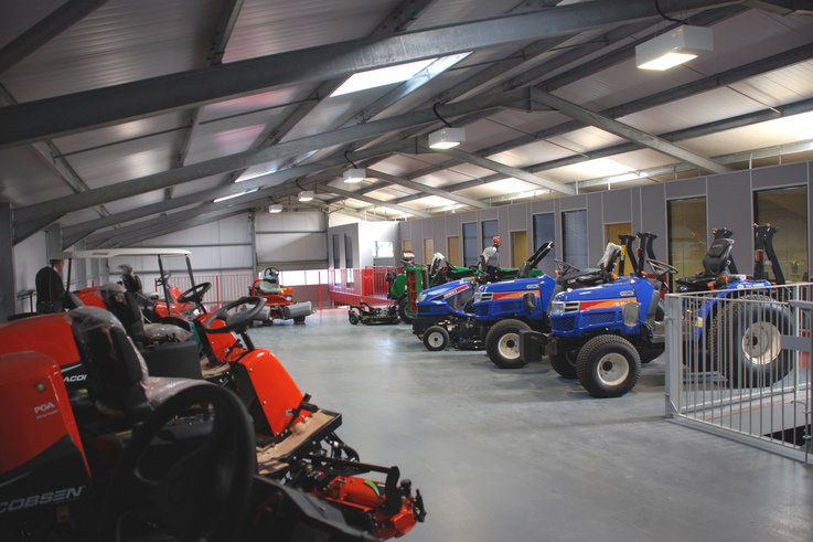 Ransomes Jacobsen dealer opens new premises in South Wales