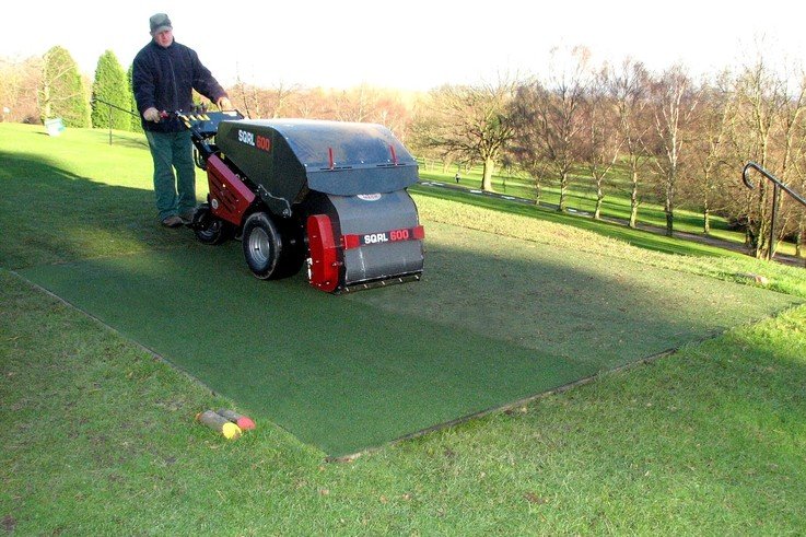 Pedestrian greens sweeper proves ideal for cleaning / renovating synthetic tees