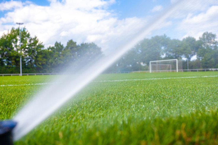 pitch-irrigation_wetting-agent.jpg