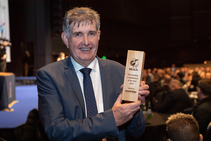 David-Golding-collected-the-Outstanding-Contribution-Award-at-BTME-2023.gif