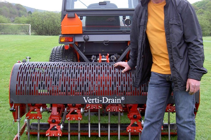 Verti-drain brings major benefits for Denbigh Golf Club