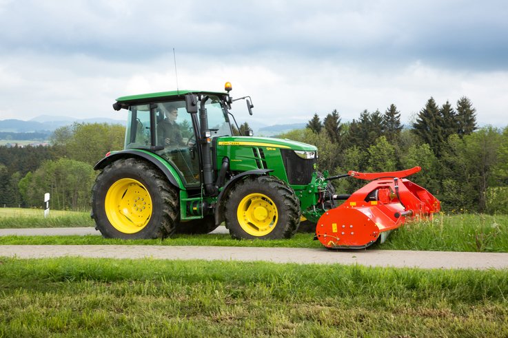 John Deere 5115M utility tractor