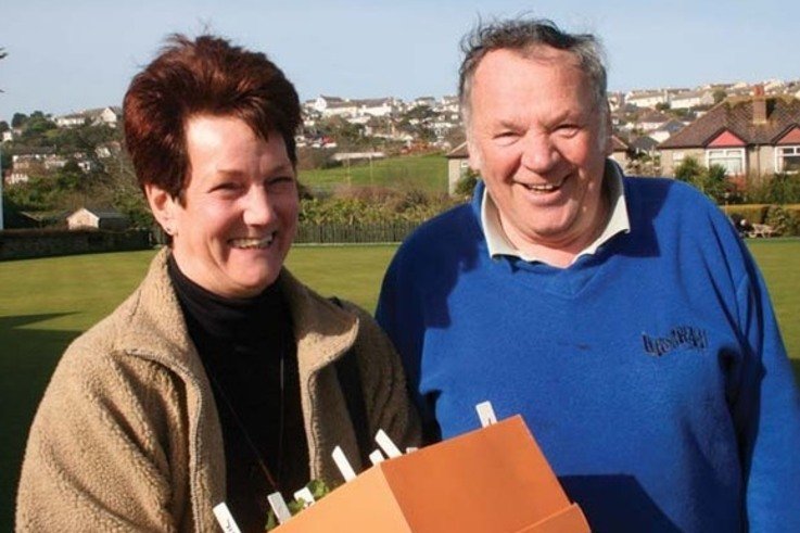 Perranporth-Couple.jpg [cropped]