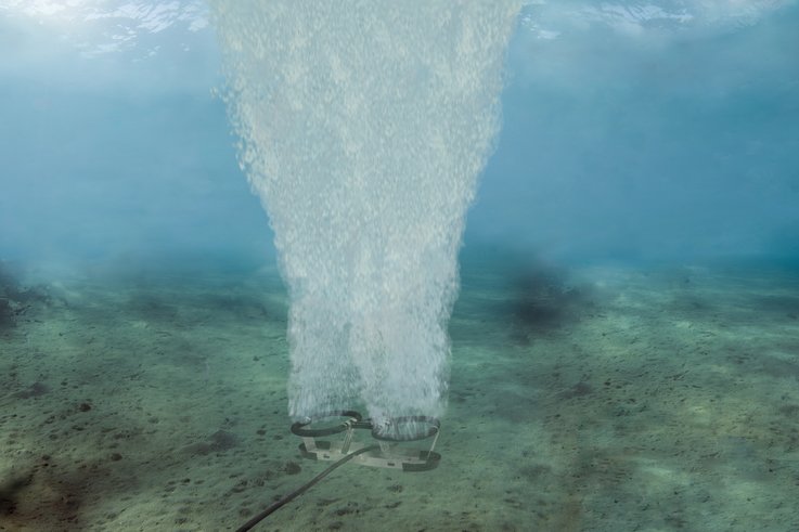 Kasco-Robust Aire-Underwater.jpg