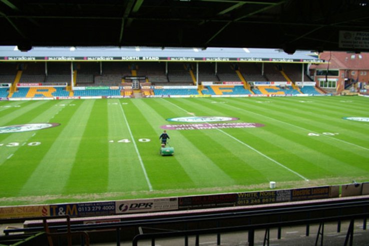 Leeds to replace Headingley pitch