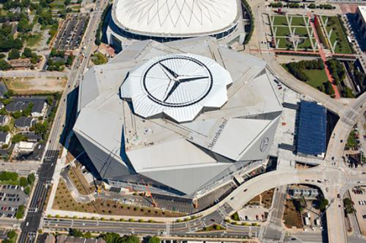 Mercedes-Benz Stadium roof is open