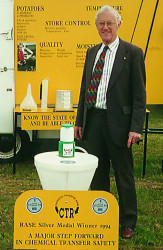 Martin Lishman proudly shows off the award winning CTR (Chemical Transfer Rinse)