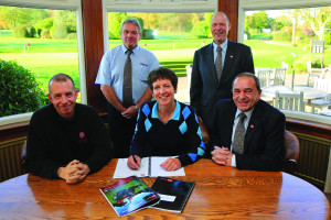 PR4159 Trentham GC agreement signing