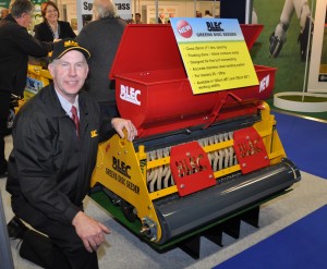 BLEC Global managing director Gary Mumby with the new close spaced greens seeder launched at BTME. www.blec.co.uk